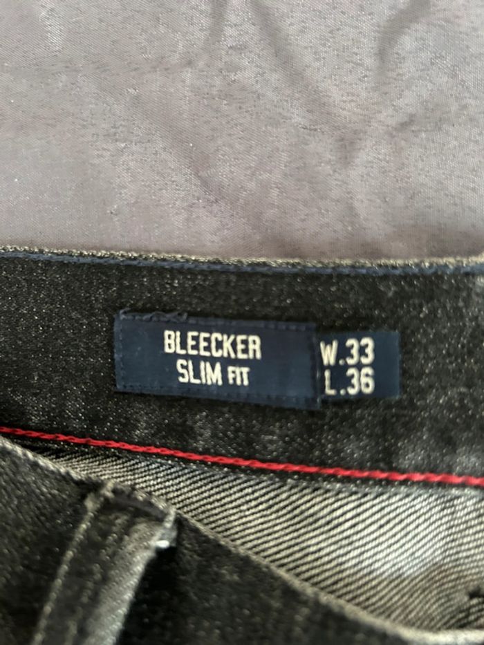 Jean Tommy Hilfiger - photo numéro 5