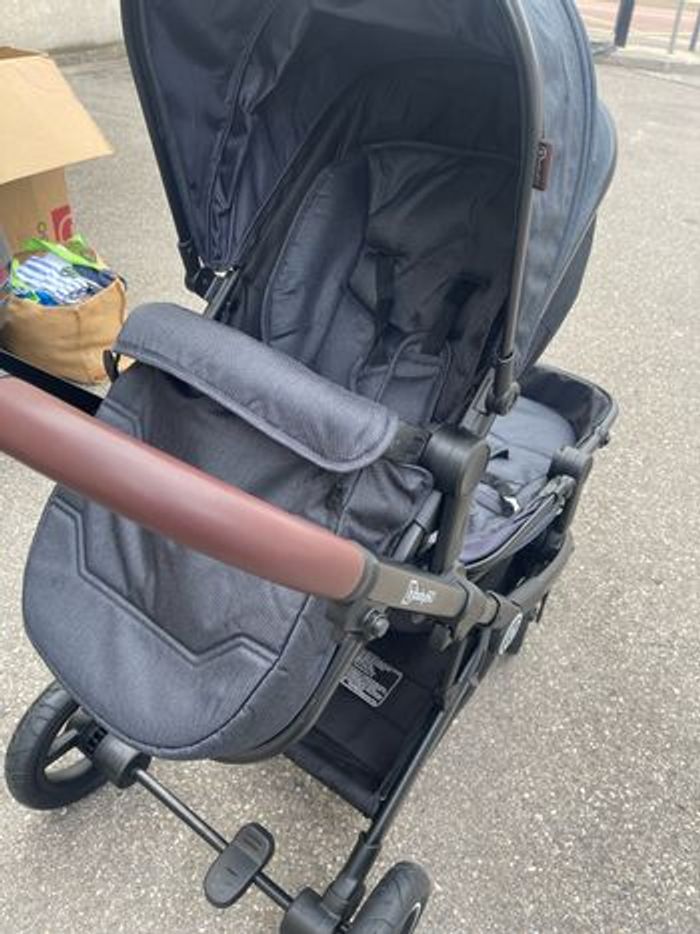 Poussette double BabyGo neuve + accessoires ! - photo numéro 2