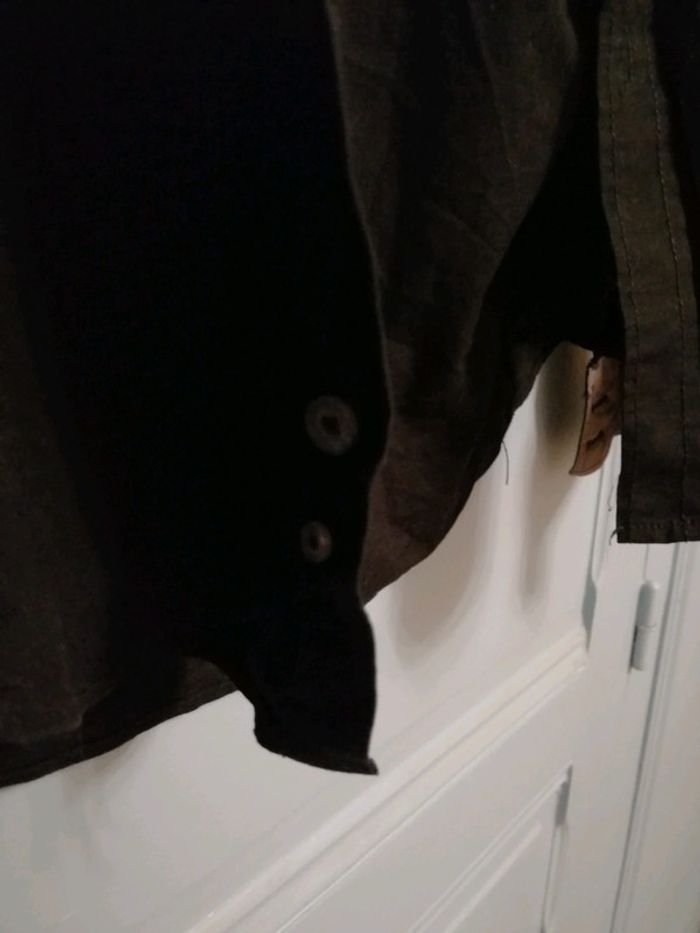 Chemise noire - photo numéro 4