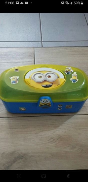 Grande boîte de rangement enfants minions