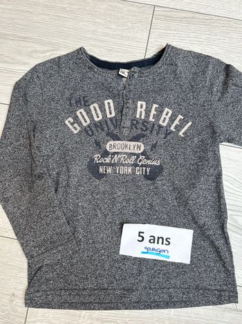 T-shirt