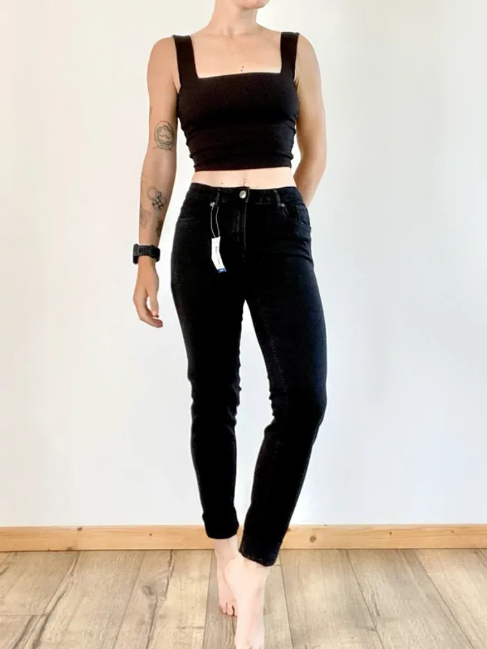 Jean Esmara