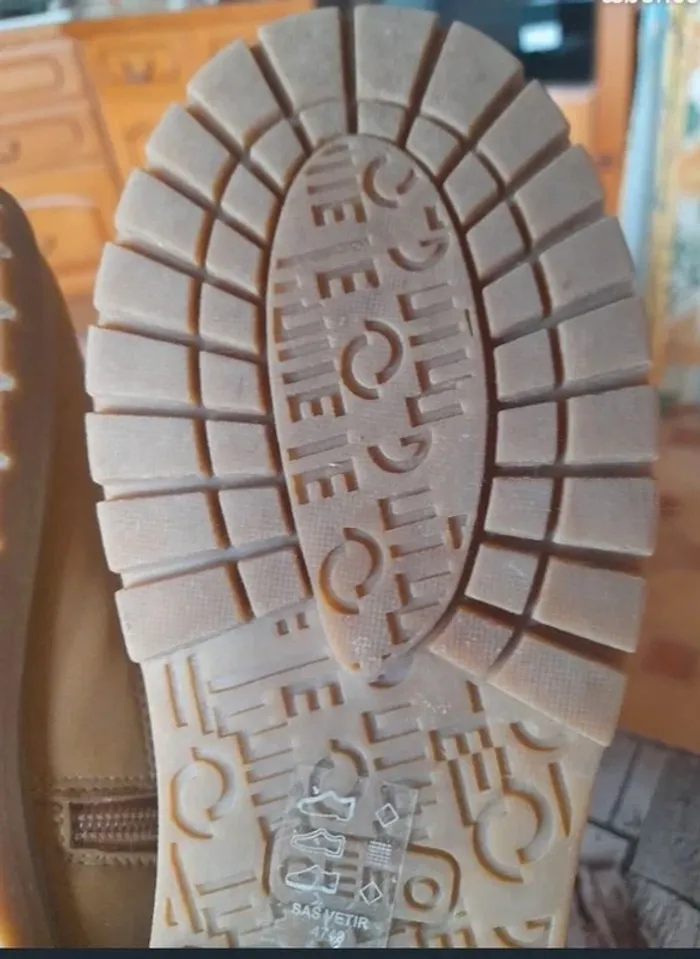 Chaussures montantes  taille 36 - photo numéro 6