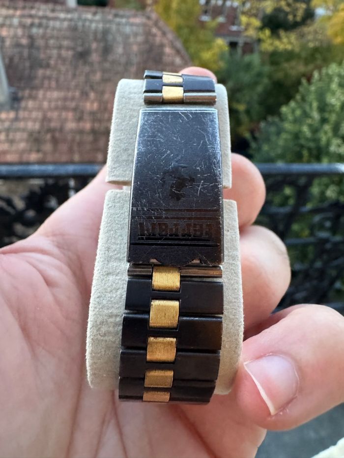 Montre Ferrari Formula 1984 – Swiss Made – Boîte & papiers – Pile neuve - photo numéro 5