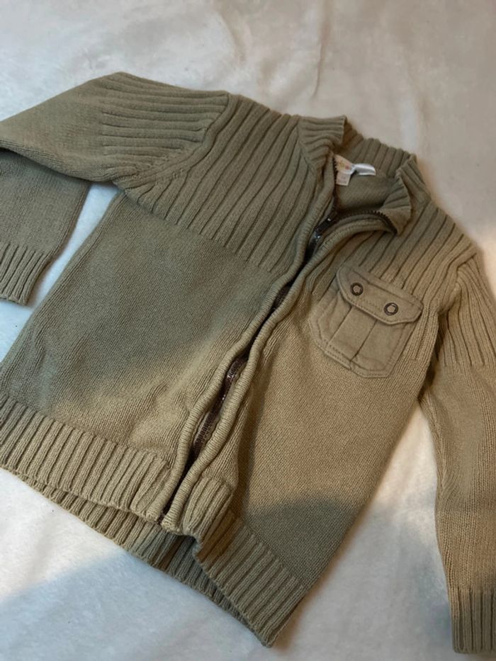 Pull chaud - photo numéro 2