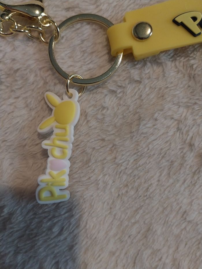 Porté clé pikatchu - photo numéro 3