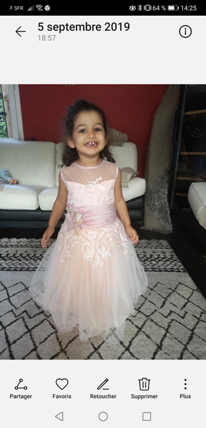 Robe cérémonie T 6 ans