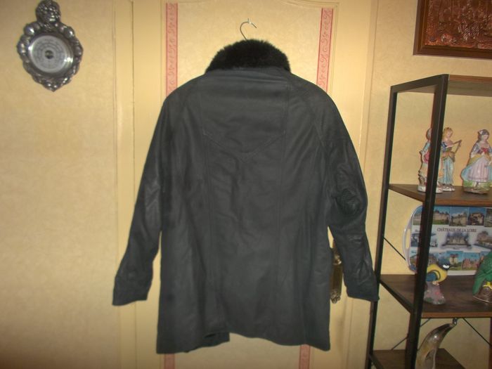Veste en cuir - photo numéro 2