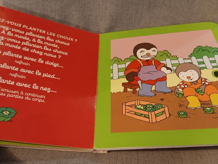 Livre sonore T'choupi chante les premières comptines - photo numéro 10