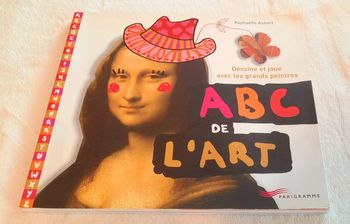 Livre ABC de l'art avec des jeux