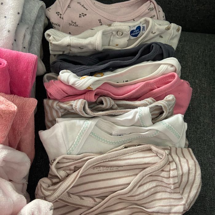 Lot vêtements fille 3mois - photo numéro 3