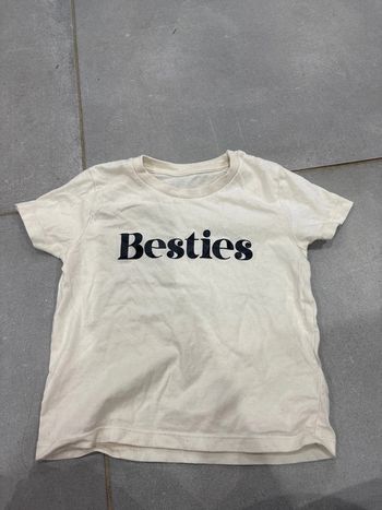 T-shirt crème « besties »