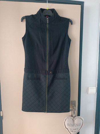Robe noire Miss Captain