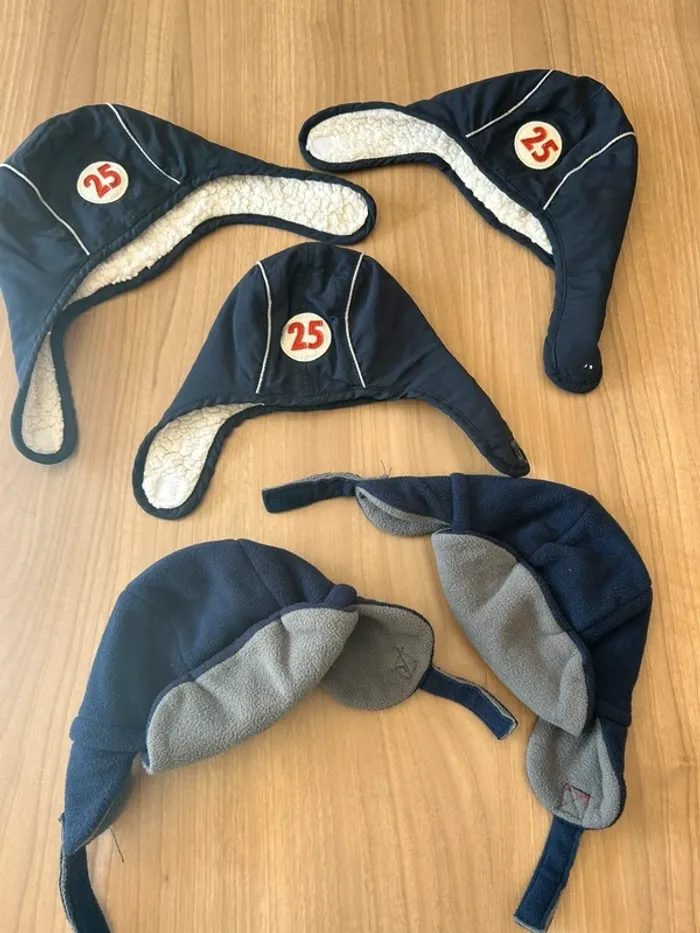 Très gros lot de 5 bonnets enfant