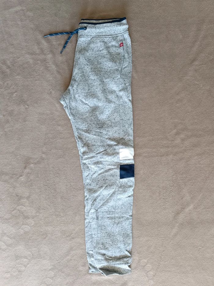 Jogging Okaïdi taille 12 ans