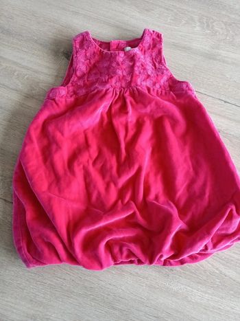 10. Robe Obaibi 12mois 74cm