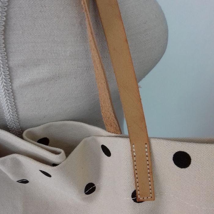 Tote écru pois noirs  - Stradivarius - 50X40cm- Neuf - photo numéro 4