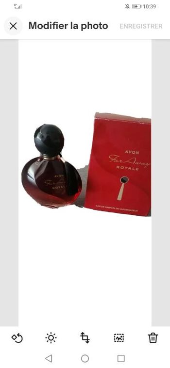 eau de parfum far Away avon neuf