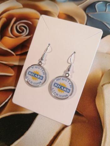 Boucle d'oreille ricard