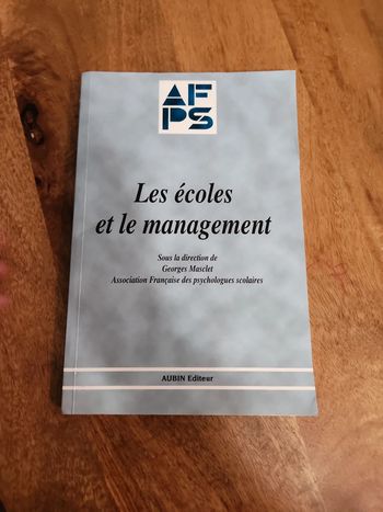 Livre : Les ecoles et le management