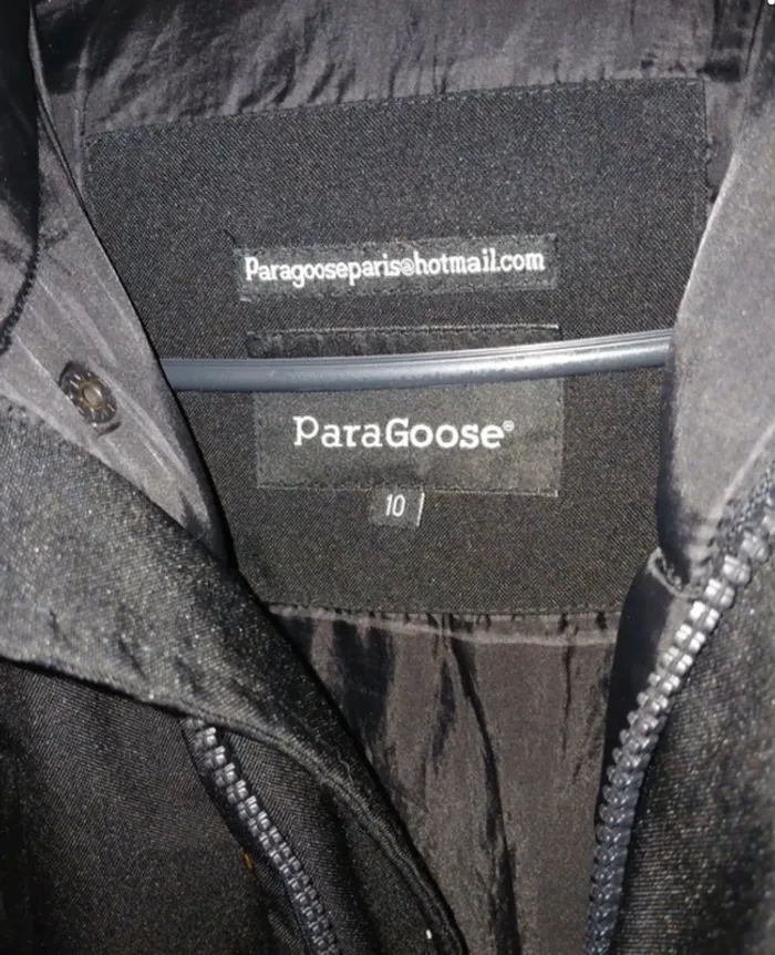 Parka noire à capuche - photo numéro 4