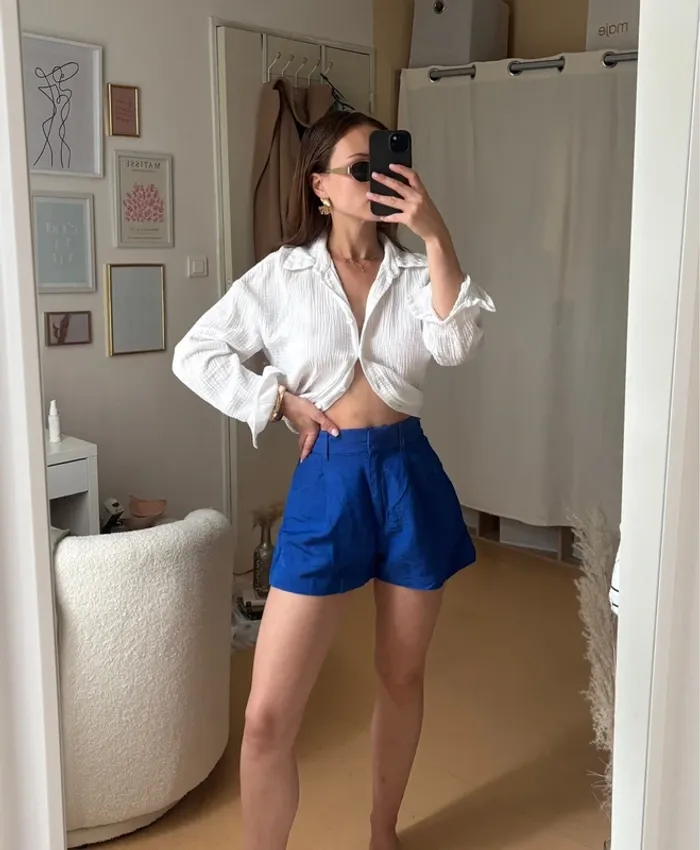 Short en lin cintré bleu électrique