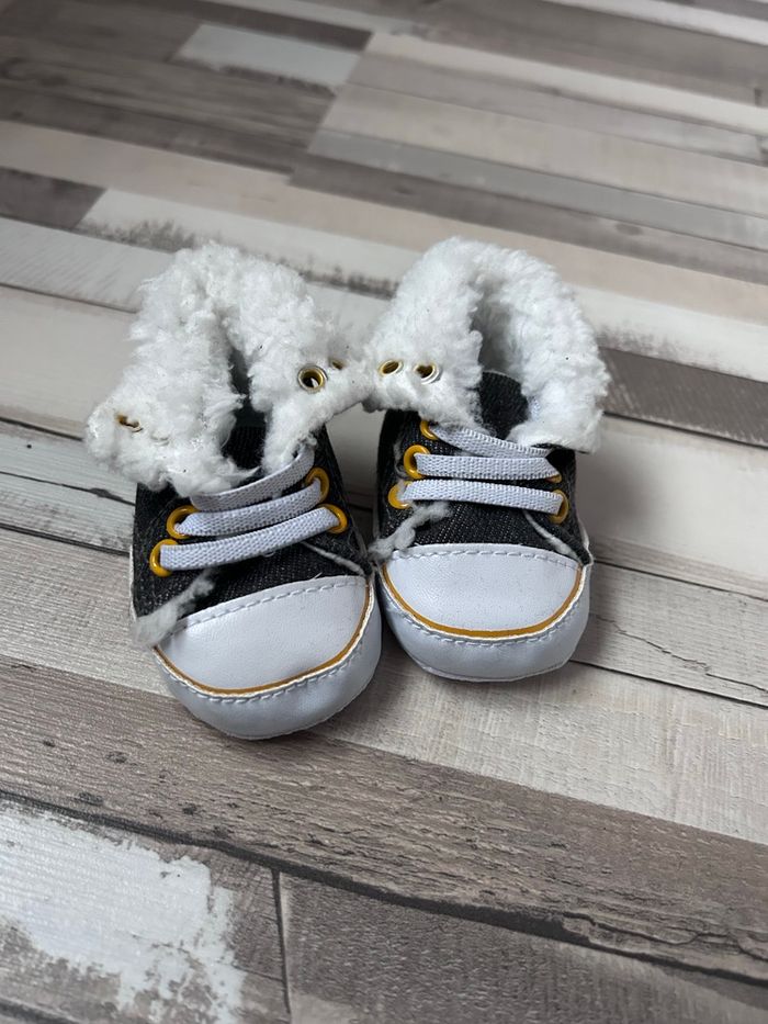 Chaussures montantes bébé 0-1 moi