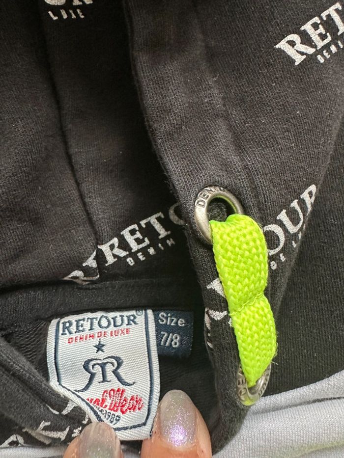 Pull court à capuche 6/8 ans - photo numéro 2
