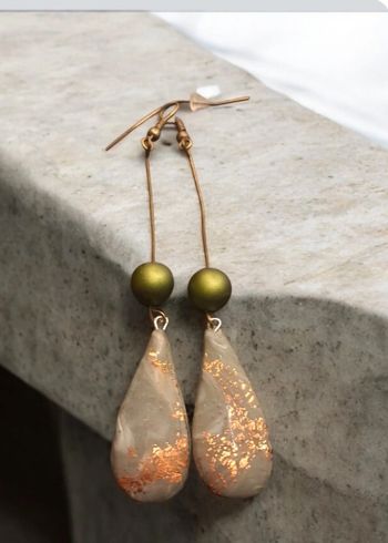 Boucles d'oreilles pendante avec pâte polymere