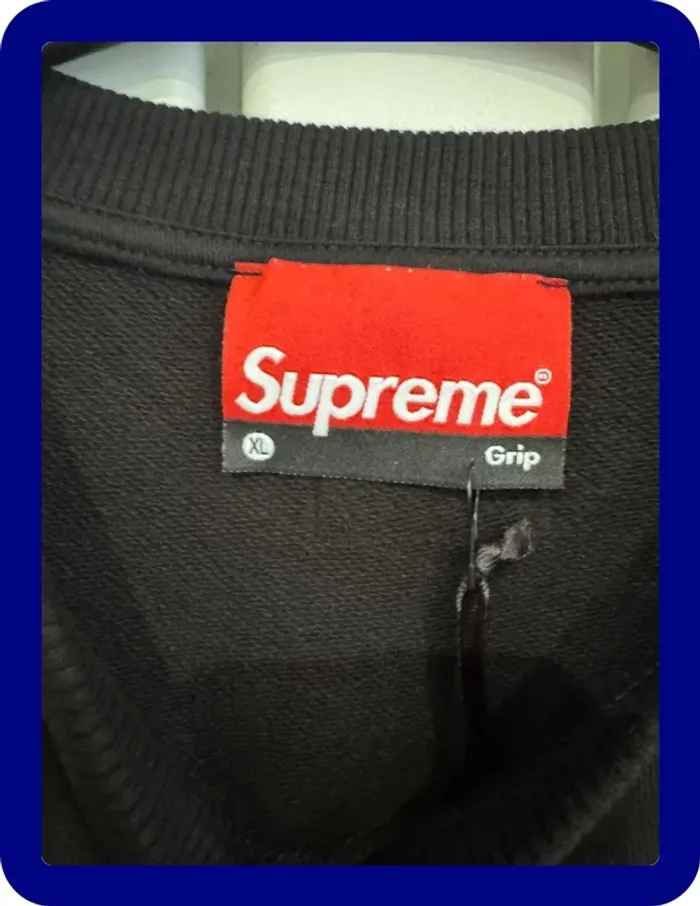 Pull / Sweat Supreme noir Taille XL - photo numéro 3
