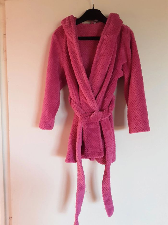 Peignoir et/ou robe de chambre 4/5 ans