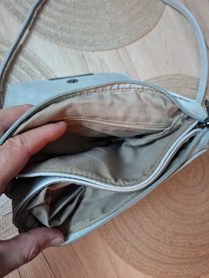 Sac bandoulière gris clair – pratique et léger - photo numéro 2
