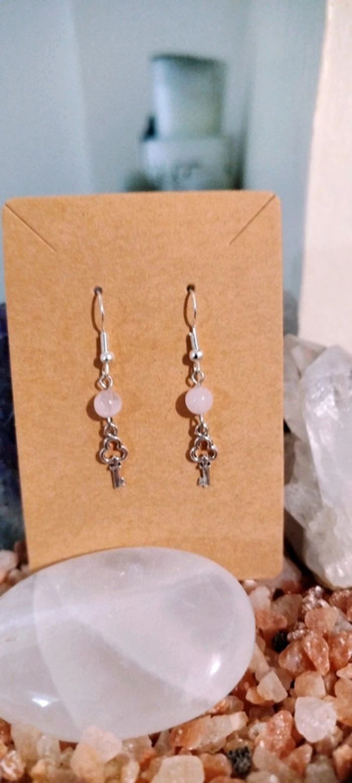 Boucles d'oreilles ''Alice''en Quartz Rose - photo numéro 2