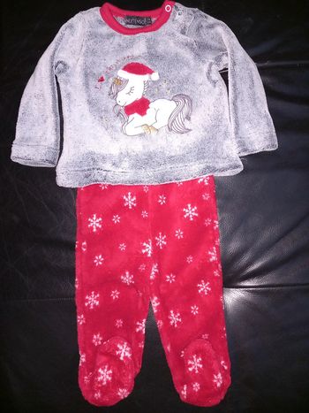Pyjama 2 pièces 12 mois très doux et chaud
