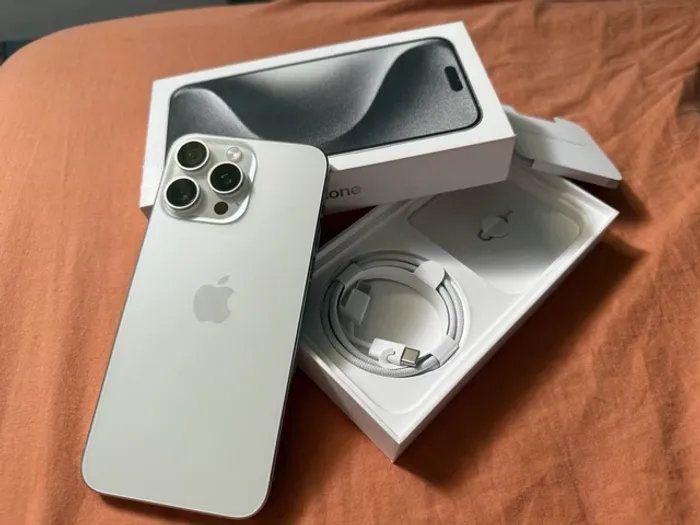 Iphone 15 pro max 512 GB - photo numéro 4