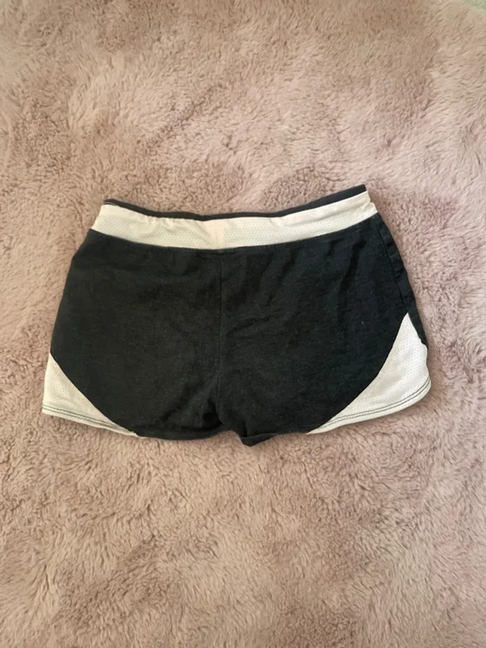 Short sport fille - photo numéro 2