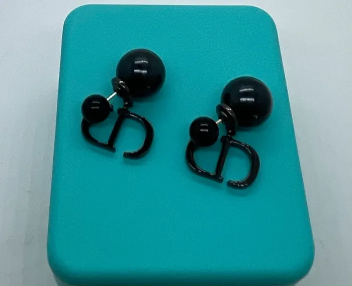 Boucles d’oreilles perle noir aiguilles argent s925 - photo numéro 5