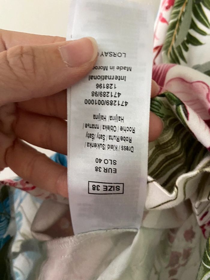 Robe multicolore fleurie Orsay Taille 38 - photo numéro 3