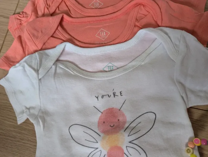 Lot de 3 bodies manches courtes 3 ans - photo numéro 2