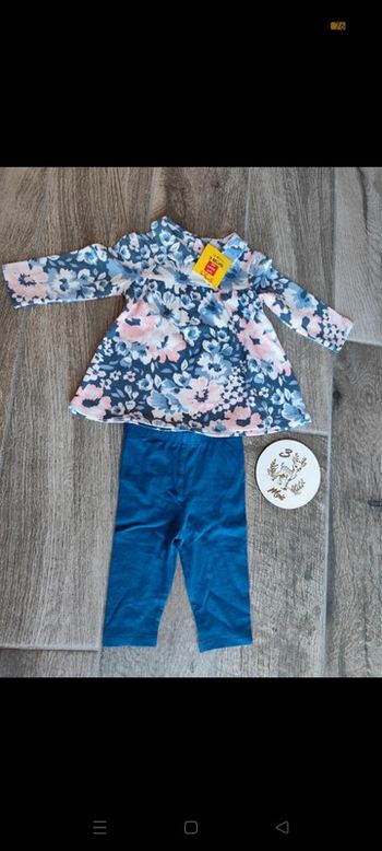 Magnifique ensemble à fleurs col claudine 🤟 tunique et legging