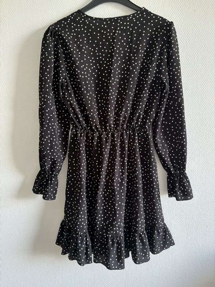 Robe noire à pois blanche - photo numéro 6