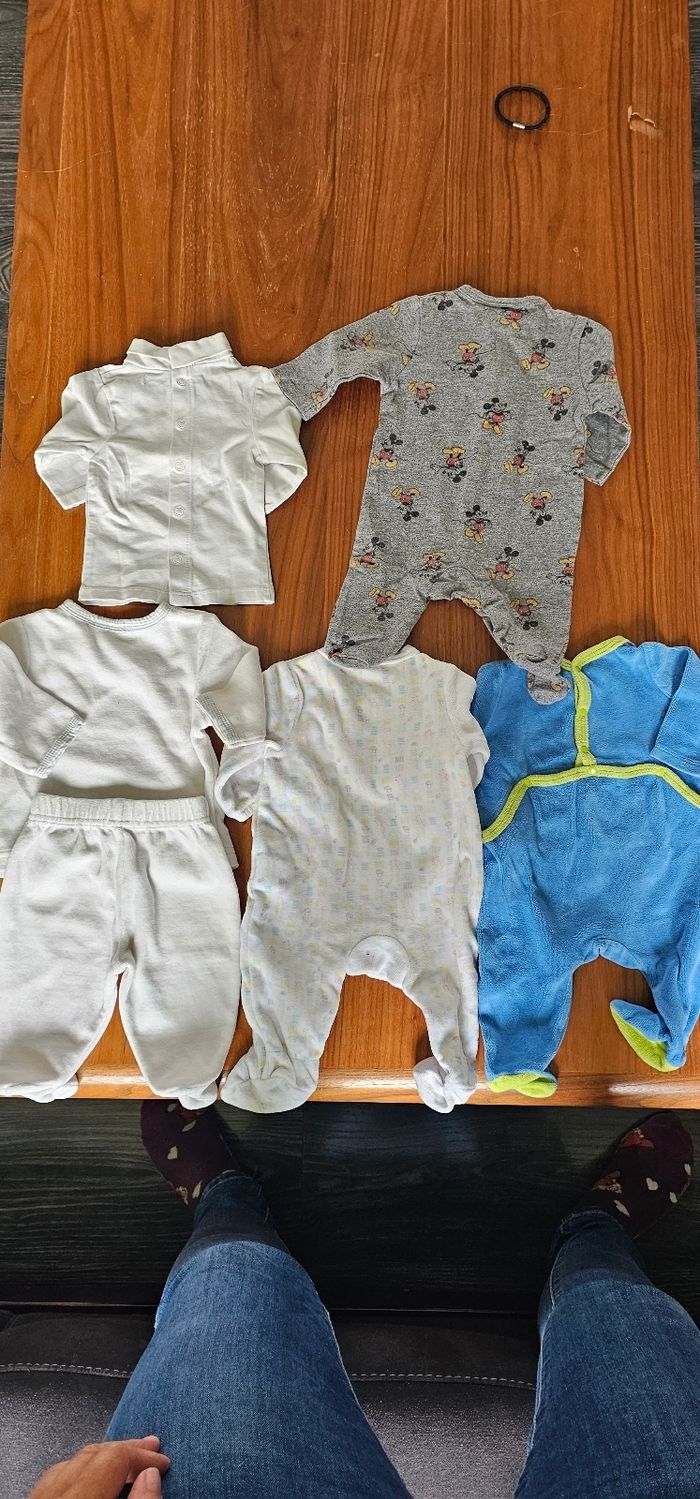 Lot vêtement bébé garçon 1mois 54cm - photo numéro 9
