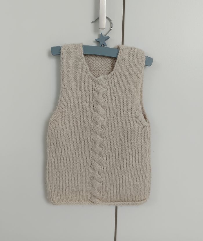 Pull sans manches crème fait main - photo numéro 5