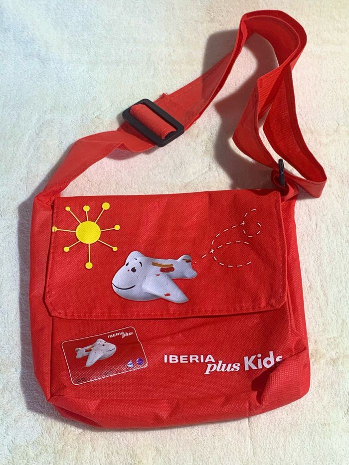 Sac rouge en tissus légère IBERIA - photo numéro 4