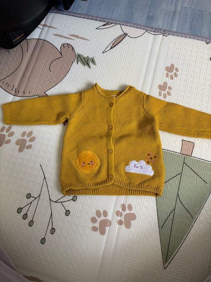 Gilet en maille bébé fille - photo numéro 5