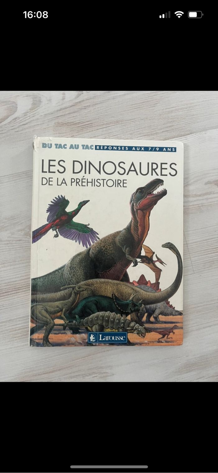 Livre sur les dinosaures