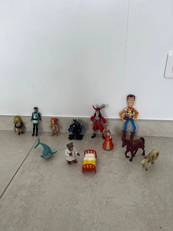 Différentes figurines