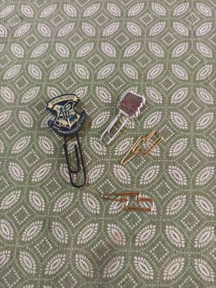 Lot d objets divers Harry Potter papeterie - photo numéro 12