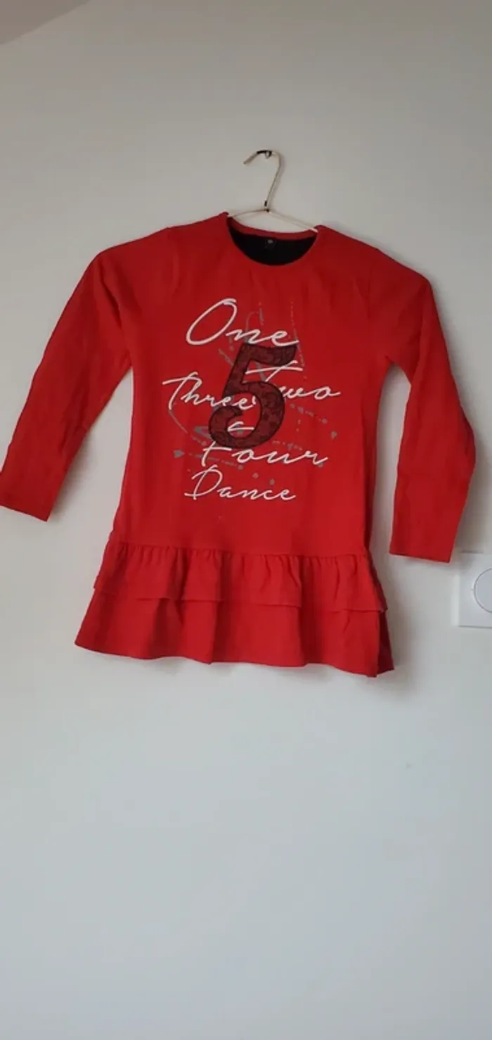 Robe.