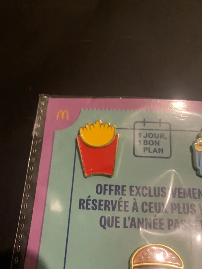 3 pins Macdonald’s - photo numéro 3
